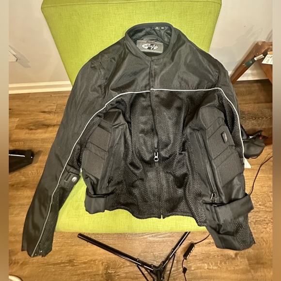 Joe Rocket Motorcycle jacket Qty - (2) Like new size small and medium - Picture 3 of 8